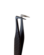 Lash Tweezers with Featherd Grip